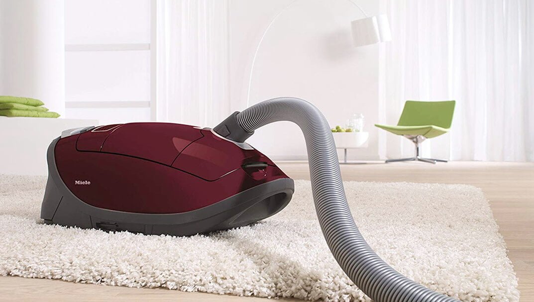 Best Vacuum for Thick Carpet and Pet Hair