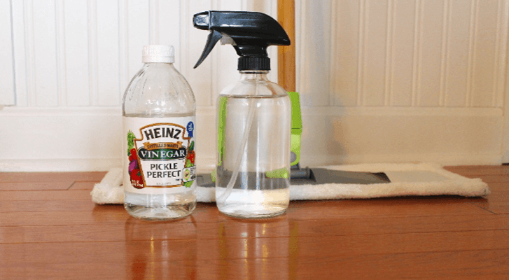 Clean Hardwood Floors With Vinegar, How Do You Clean Hardwood Floors Naturally