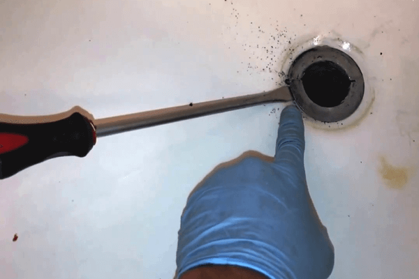 Remove A Broken Bathtub Drain Stopper, Replacing Old Bathtub Drain