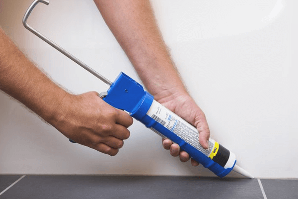 How Long Does Caulk Take to Dry