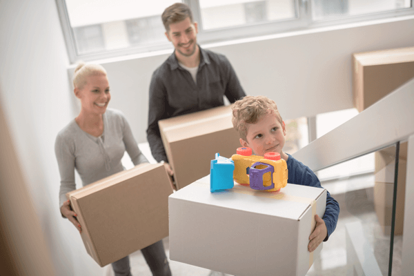A Stress-Free Move With a Family